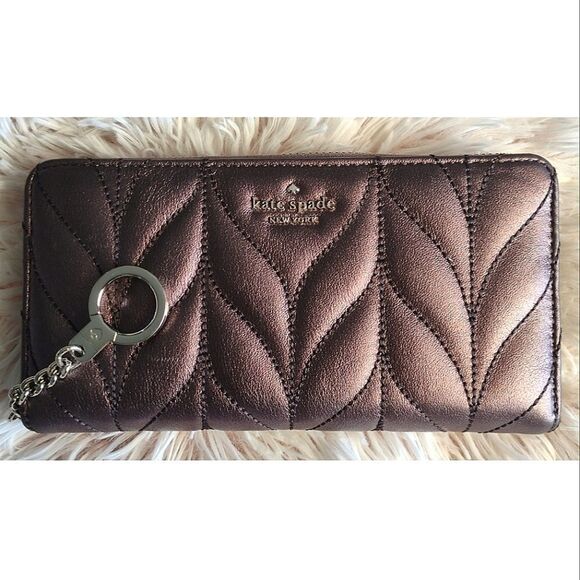 Kate Spade New York Briar Lane Quilted Neda Wallet - Picture 5 of 7